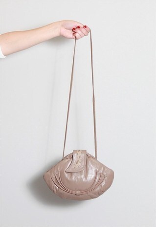 VINTAGE 1980'S CUTE BEIGE SHOULDER BAG