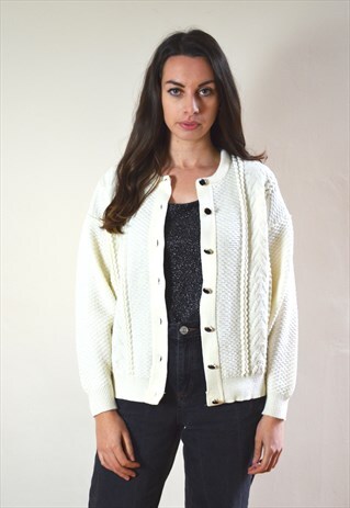 1990S VINTAGE CREAM CABLE KNIT BUTTON UP CARDIGAN