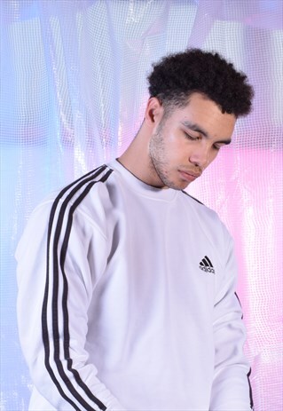 VINTAGE ADIDAS WHITE SWEATSHIRT