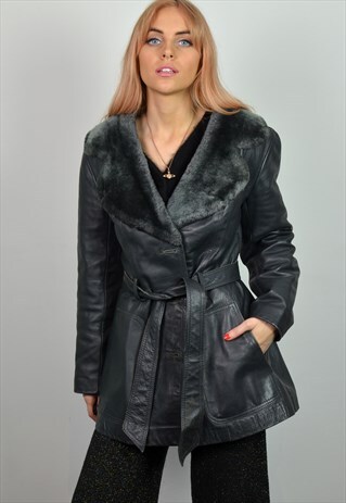 VINTAGE 70S BLACK LEATHER & FAUX FUR COLLAR JACKET