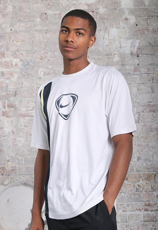 VINTAGE NIKE LOGO T-SHIRT WHITE