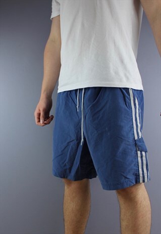 VINTAGE ADIDAS SHORTS IN BLUE WITH POCKETS AND EMBROIDERED L