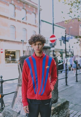 VINTAGE NIKE AIR EMBROIDERED SPELL OUT JACKET
