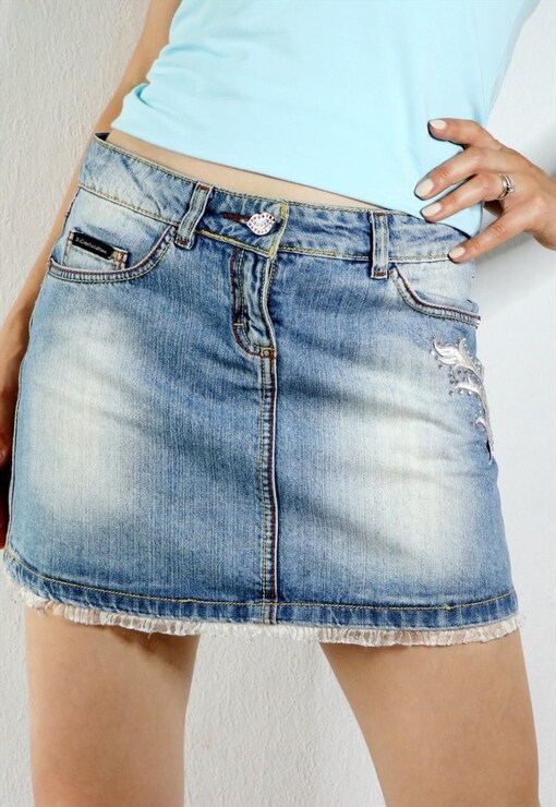 garment image