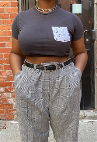VINTAGE 90S RE-WORKED SNOOPY CROP TOP (XS/S)