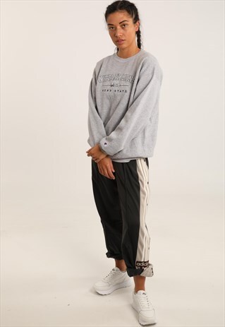 VINTAGE CHAMPION EMBROIDERED COLLEGE SWEATSHIRT