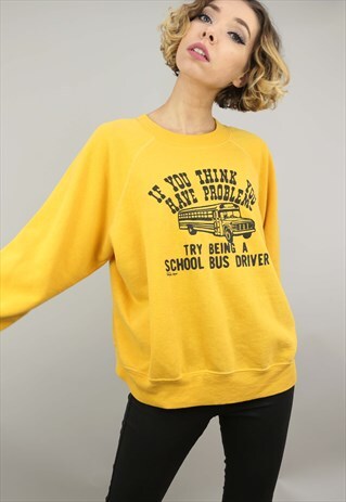 VINTAGE 90S OVERSIZED YELLOW NOVELTY SWEATER SWEATSHIRT