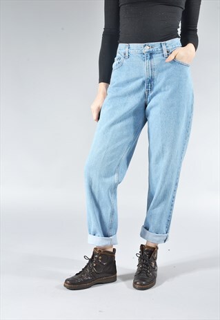 VINTAGE LEVI'S 550 LIGHT BLUE TAPERED MOM JEANS