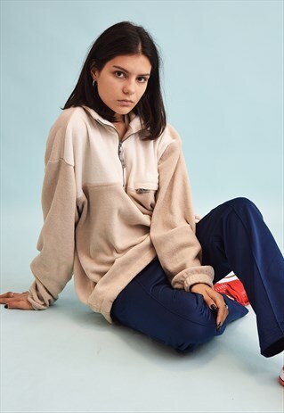 90'S RETRO HUMMEL ATHLEISURE OVERSIZED NEUTRAL FLEECE JUMPER