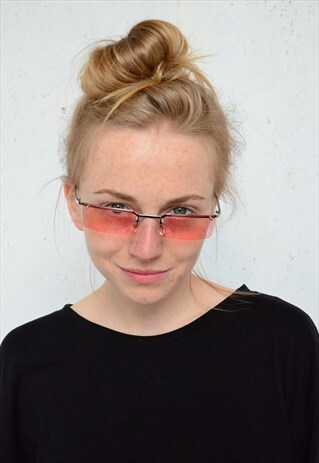 VINTAGE 90S PINK SUNGLASSES