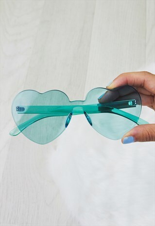ATLANTA GREEN HEART SUNGLASSES