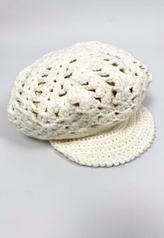Vintage 70's Ladies Peak Beanie Crochet Aran Cream Hat