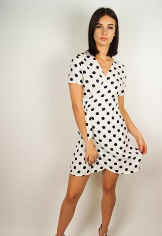WHITE POLKA DOT WRAP DRESS DRESS