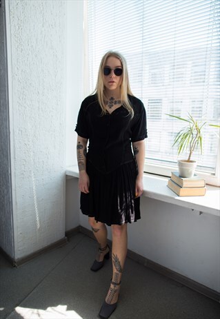 VINTAGE 80'S BLACK MINI SHORT SLEEVED DRESS