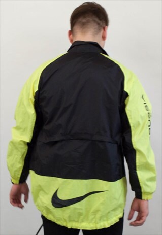 VINTAGE NIKE WINDBREAKER JACKET