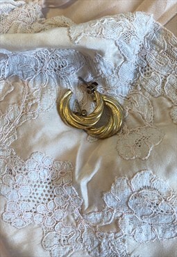Gold tone hoop earrings studs croissant vintage 