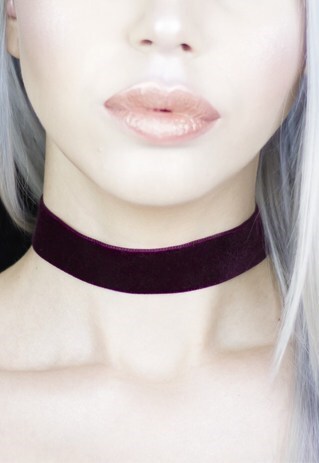 BURGUNDY WIDE LUXE VELVET CHOKER
