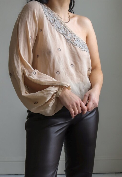 garment image