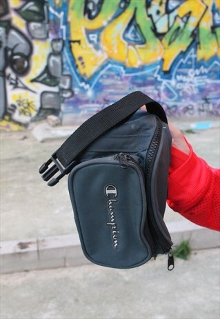 VINTAGE CHAMPION BUM BAG