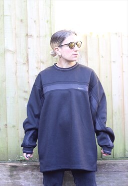 Vintage 1990s Nike embroidered low key sweatshirt in black