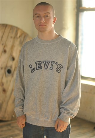 VINTAGE LEVI'S GREY SPELL OUT LOGO SWEATER
