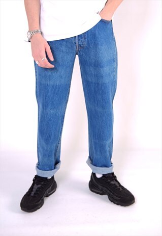 VINTAGE LEVIS JEANS