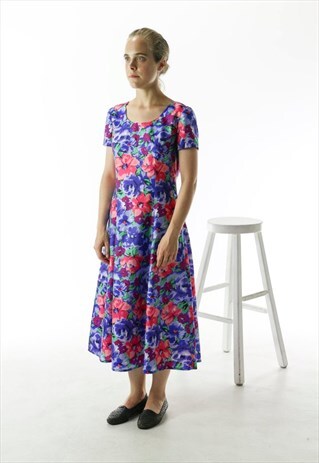 MULTICOLOR SHORT SLEEVE DRESS / FLORAL SHORT SLEEVE DRESS