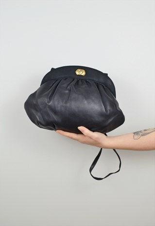 SHELL HANDBAG