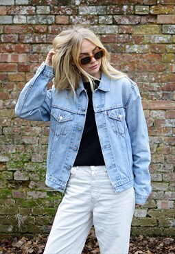 Vintage Levi's Jacket in Light Blue Denim Cropped