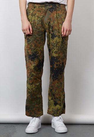 VINTAGE 90'S DARK KHAKI CAMOUFLAGE CARGO PANTS