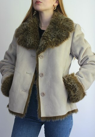 Y2K FAUX FUR TRIM JACKET