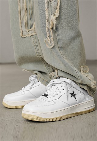 STAR PATCH SNEAKERS CHUNKY SOLE SKATER SHOES IN WHITE