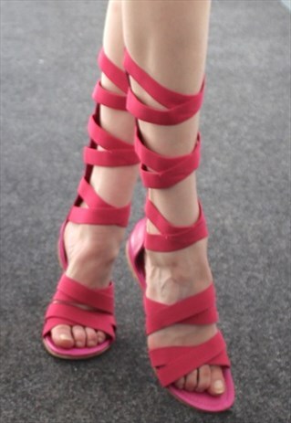 90S VINTAGE PINK FLAT STRAPPY GLADIATOR SANDALS HOLIDAY