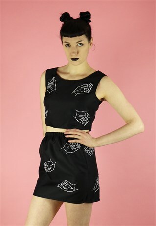 HANDS LINE DRAWING ILLUSTRATION PRINT BLACK CROP TOP CO-ORD