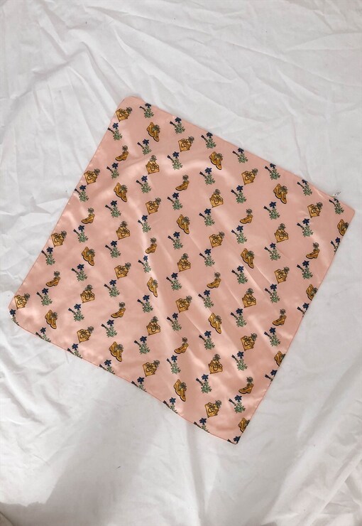 garment image