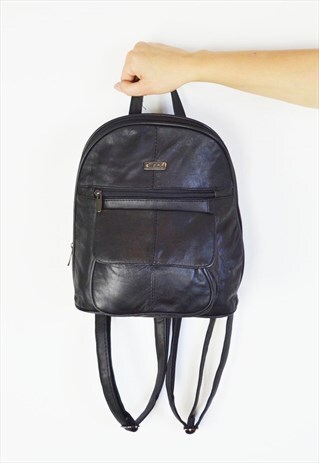 BLACK LEATHER BACKPACK BAG