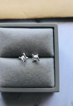 Knot - 925 Sterling Silver Plain Ear Studs