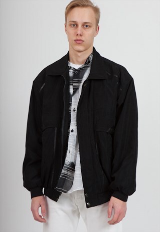 VINTAGE BLACK WINDBREAKER JACKET