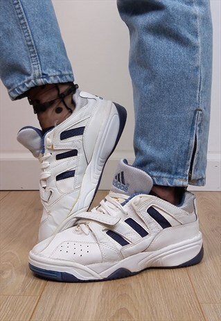 VINTAGE 90'S ADIDAS TORSION WHITE TRAINERS // UK 4.5/ EU 37