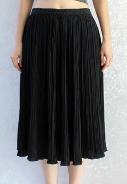 Vintage Pleated Skirt Black M B120