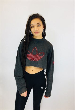 VINTAGE ADIDAS EMBROIDERED TREFOIL CROPPED SWEATSHIRT