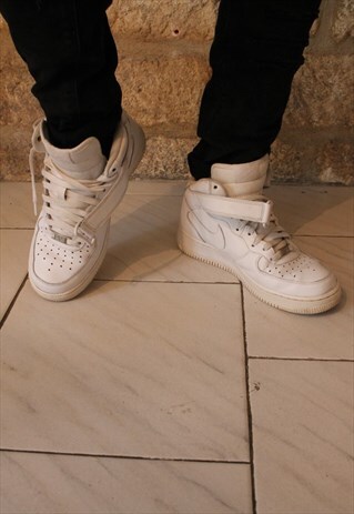 NIKE AIR FORCE ONE