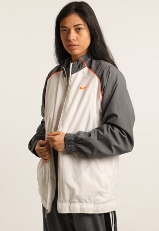 VINTAGE NIKE LIGHTWEIGHT JACKET