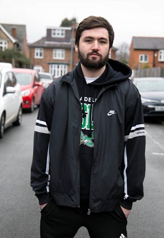 VINTAGE NIKE TRACK JACKET