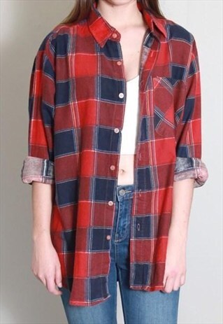 VINTAGE 1990'S RED/GREEN PLAID FLANNEL LONG SLEEVED SHIRT