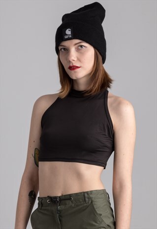 SLEEK BLACK CROP TOP
