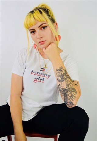 VINTAGE TOMMY HILFIGER FLAG T SHIRT