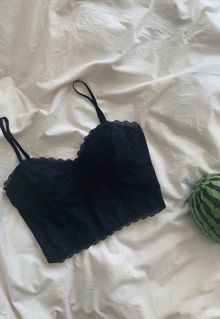 BLACK LACE CROP BUSTIER