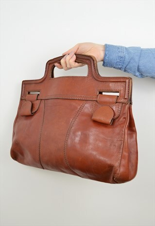 LEATHER SHOULDER BAG