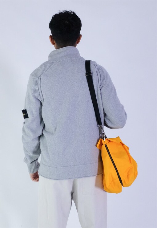 garment image